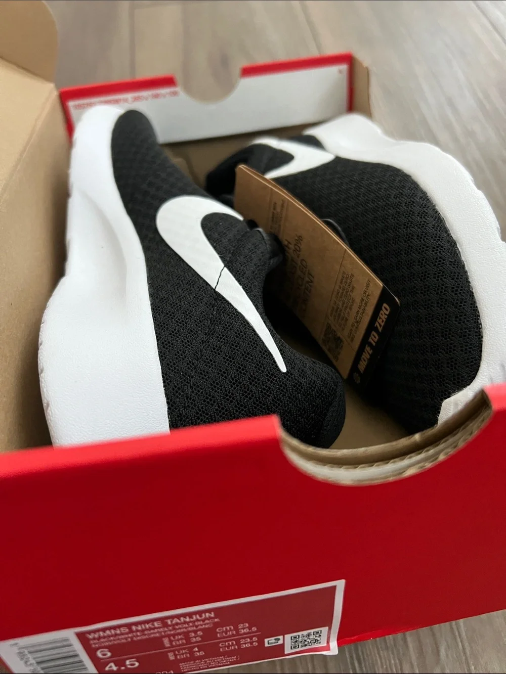 Nike new tag